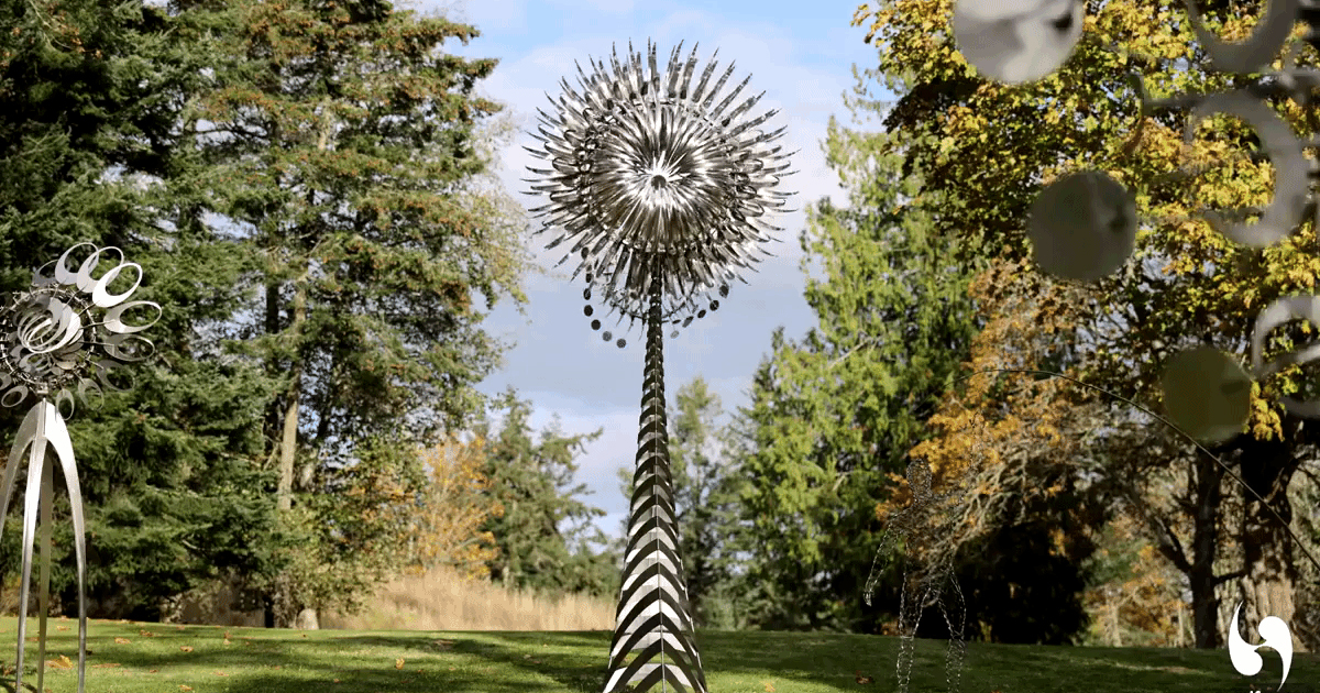 Anthony Howe’s Sculptures Take on a Life of Their Own as They