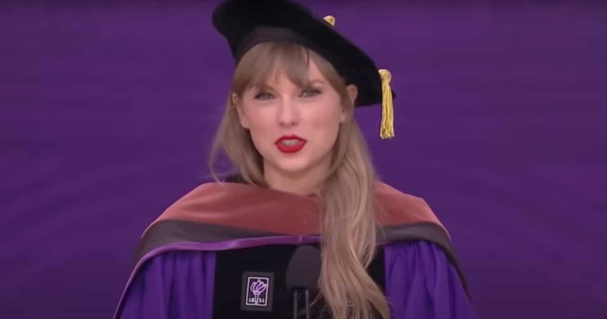 Watch Taylor Swift Deliver an Inspiring Commencement Speech to ‘22